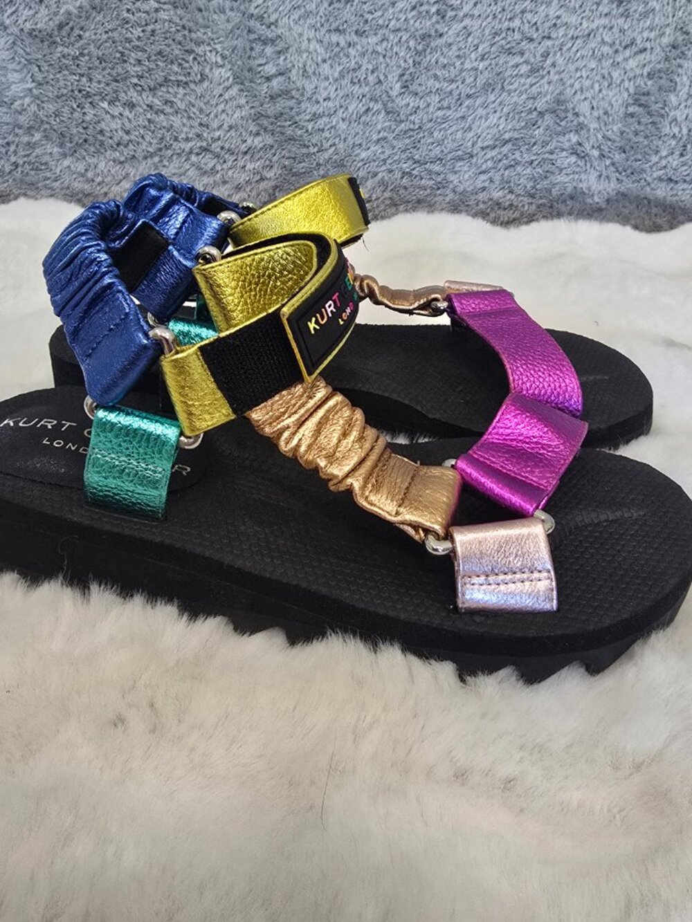 Kurt Geiger Orion Wedge Sandal Metallic Leather Women's Size 35 NEW - Picture 3 of 8